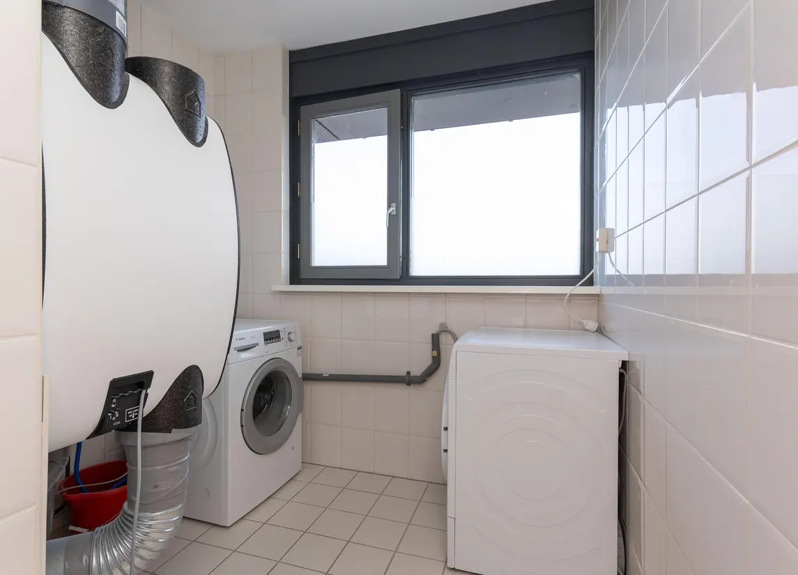 John Raedeckerhof 13