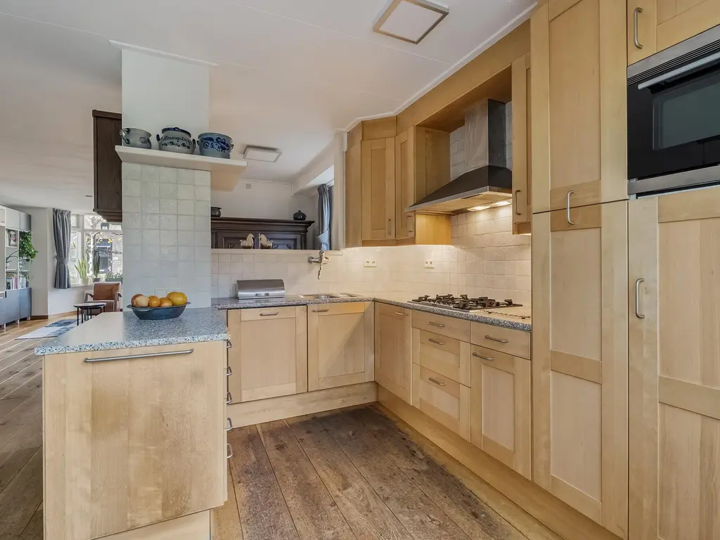 Wilhelmina Geevestraat 32, POORTUGAAL