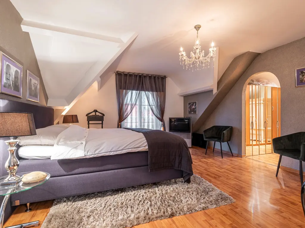 Huzenblek 75  , Ravels