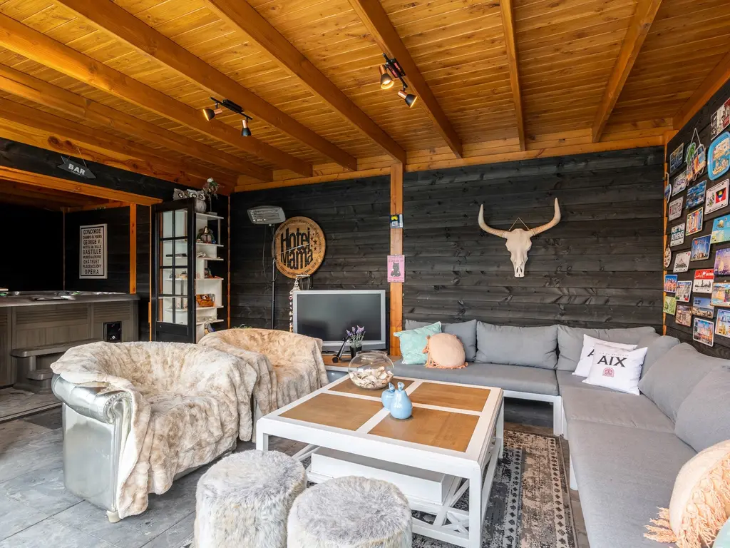 Huzenblek 75  , Ravels