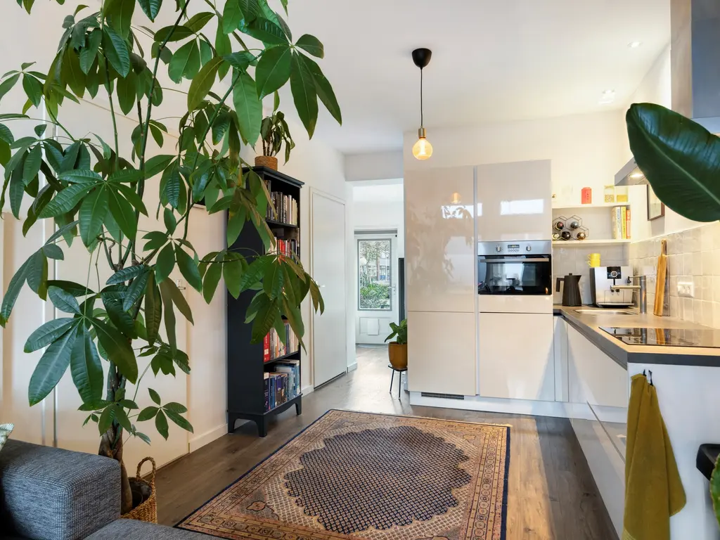 Lage Rijndijk 74, Leiden