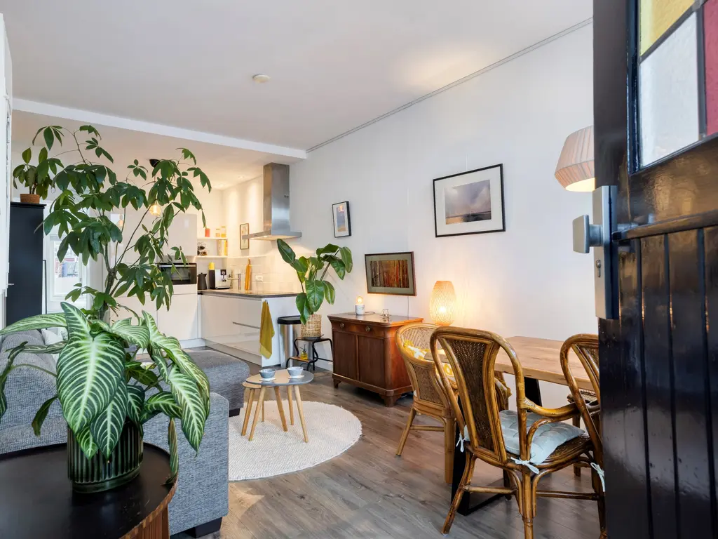 Lage Rijndijk 74, Leiden