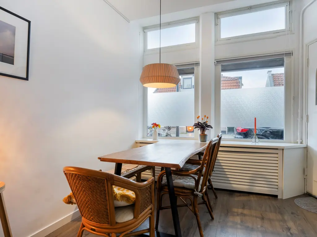 Lage Rijndijk 74, Leiden