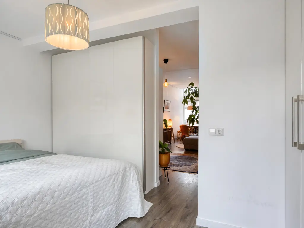 Lage Rijndijk 74, Leiden