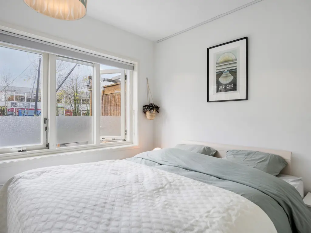 Lage Rijndijk 74, Leiden