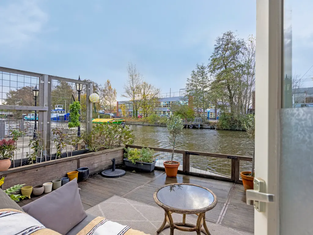 Lage Rijndijk 74, Leiden