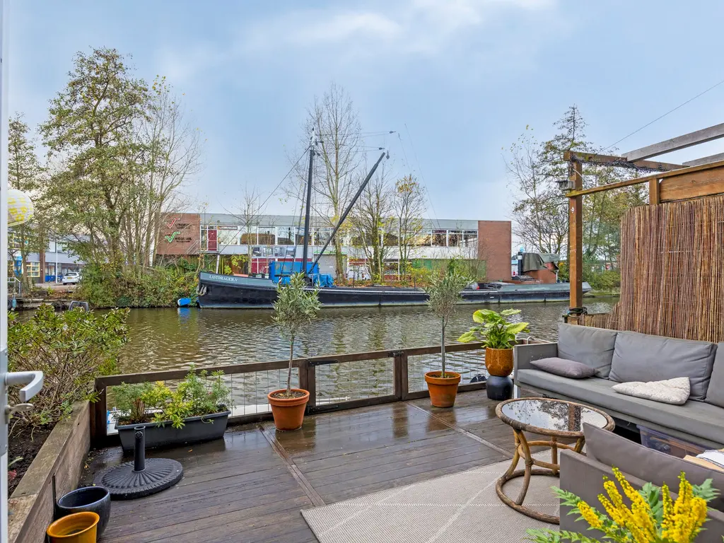 Lage Rijndijk 74, Leiden