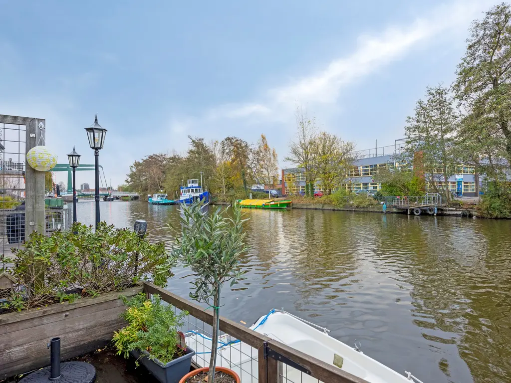 Lage Rijndijk 74, Leiden