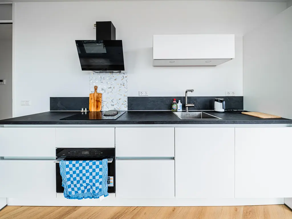 Waldorpstraat 1702, 'S-GRAVENHAGE