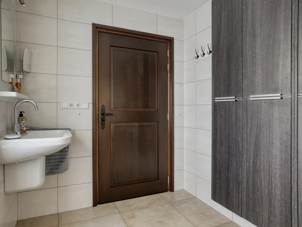 De Stille Wille 159, OOST WEST EN MIDDELBEERS