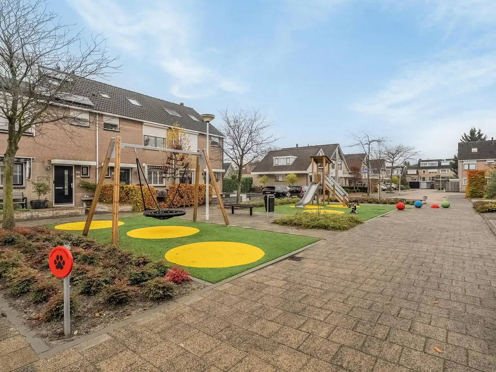 Van Foreestlaan 13, BARENDRECHT