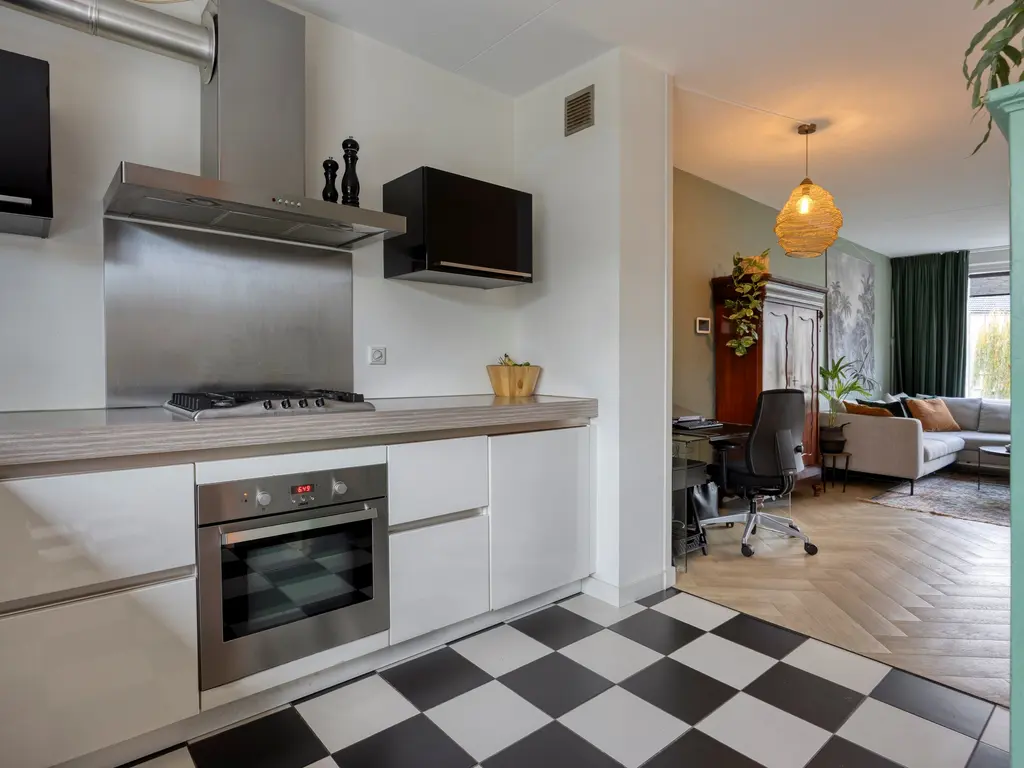 Reiger 48, Zoeterwoude