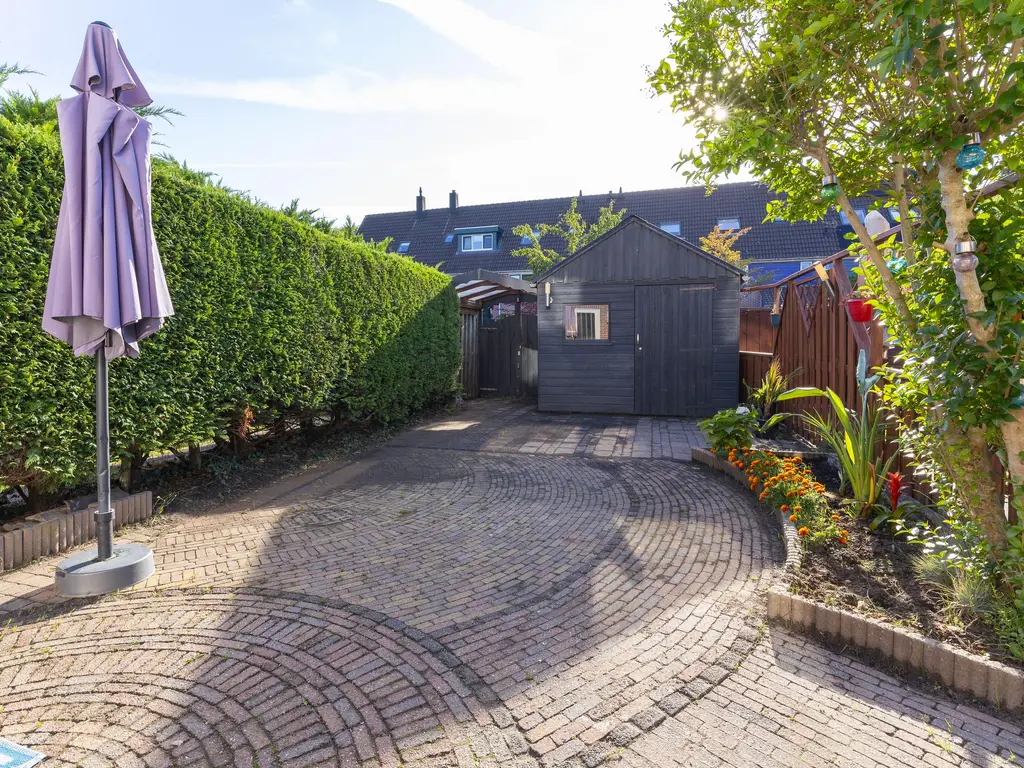 Rietzanger 119, HOORN