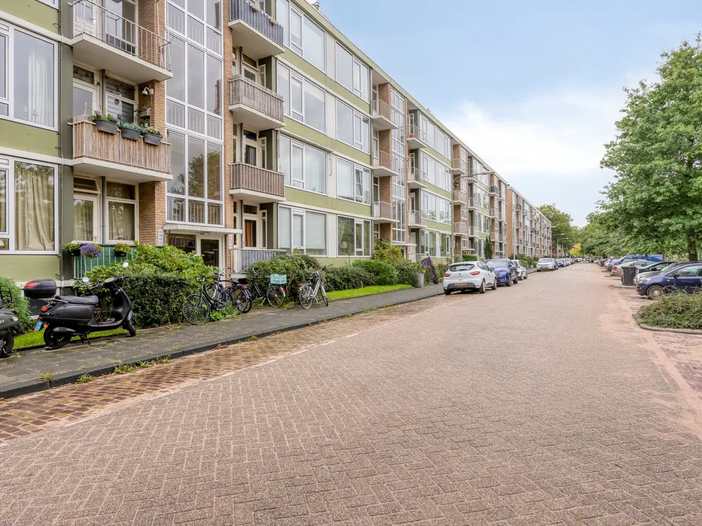 Ter Weerlaan 186, Wassenaar