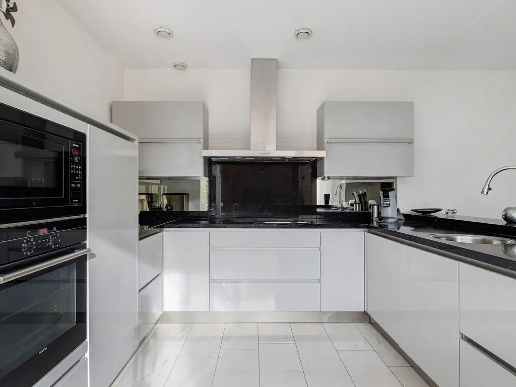 Van der Linden-akker 1, BARENDRECHT