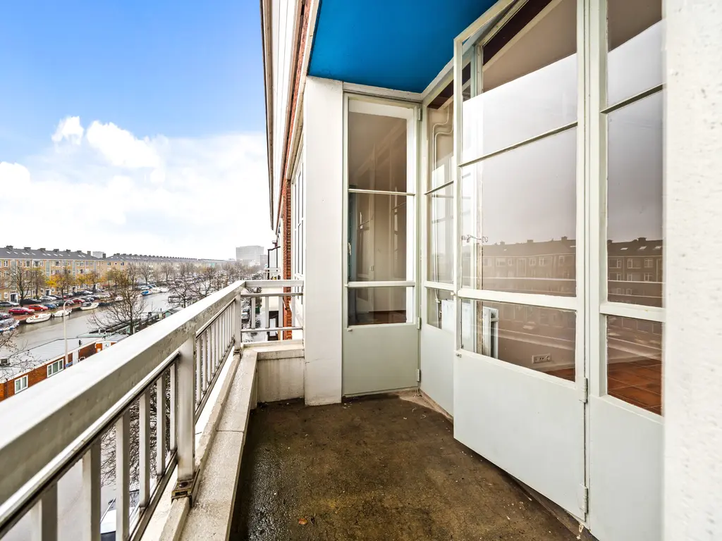 Veenendaalkade 77, Den Haag