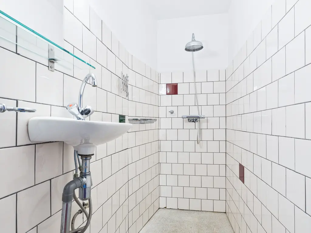 Veenendaalkade 77, Den Haag