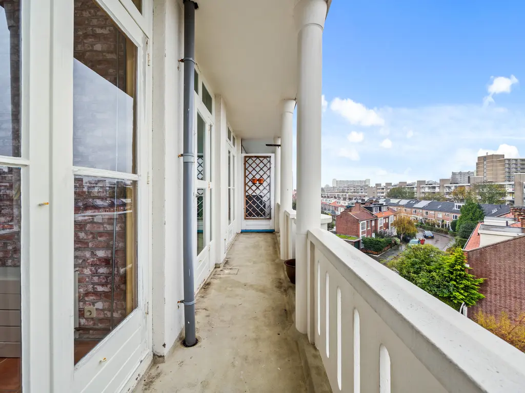 Veenendaalkade 77, Den Haag