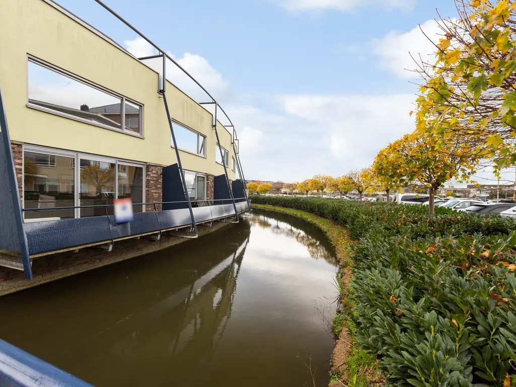 Puccinistraat 73, CAPELLE AAN DEN IJSSEL