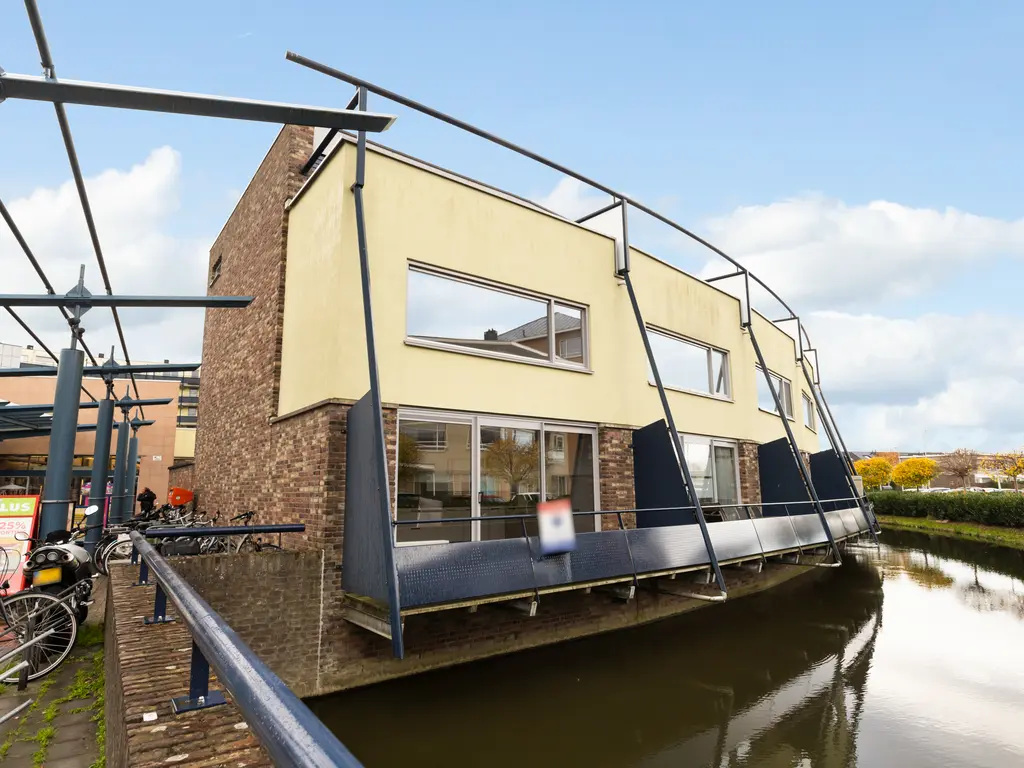 Puccinistraat 73, CAPELLE AAN DEN IJSSEL