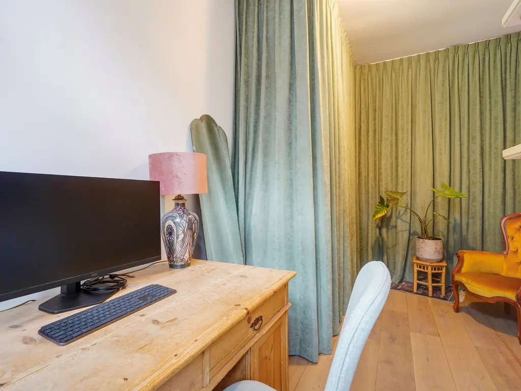 Edisonstraat 150, 's-Gravenhage