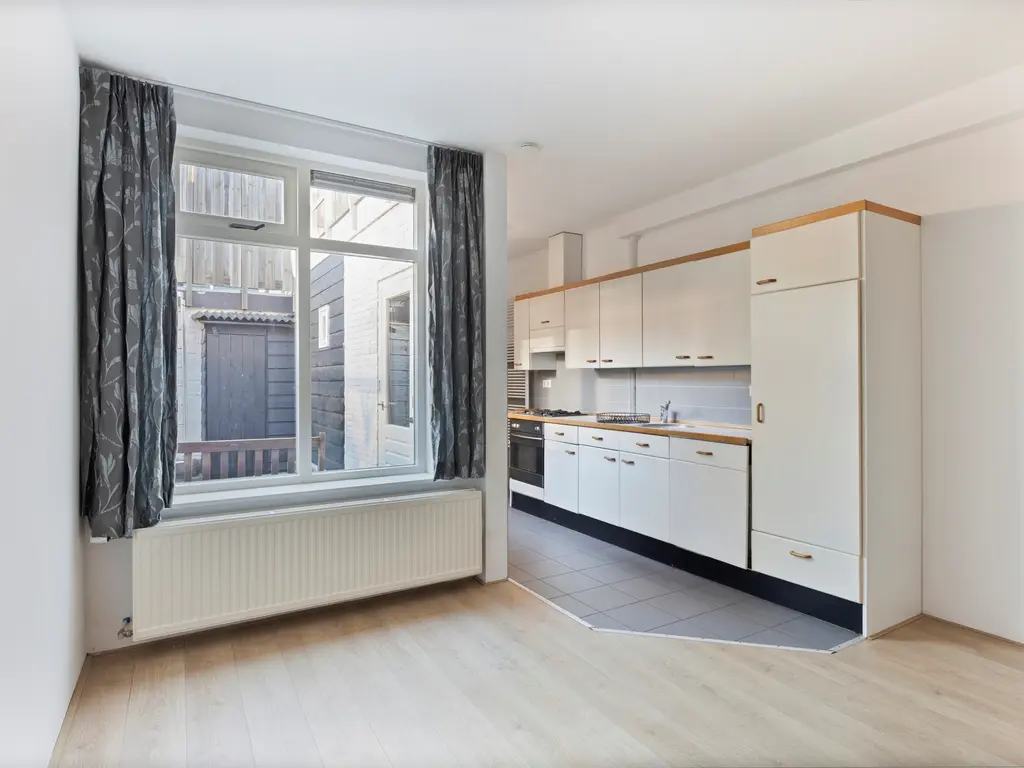 Bloemstraat 8, Leiden