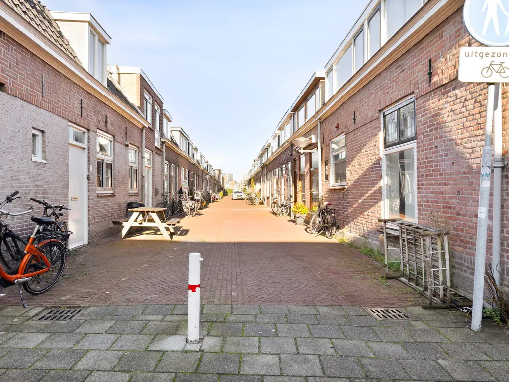 Bloemstraat 8, Leiden
