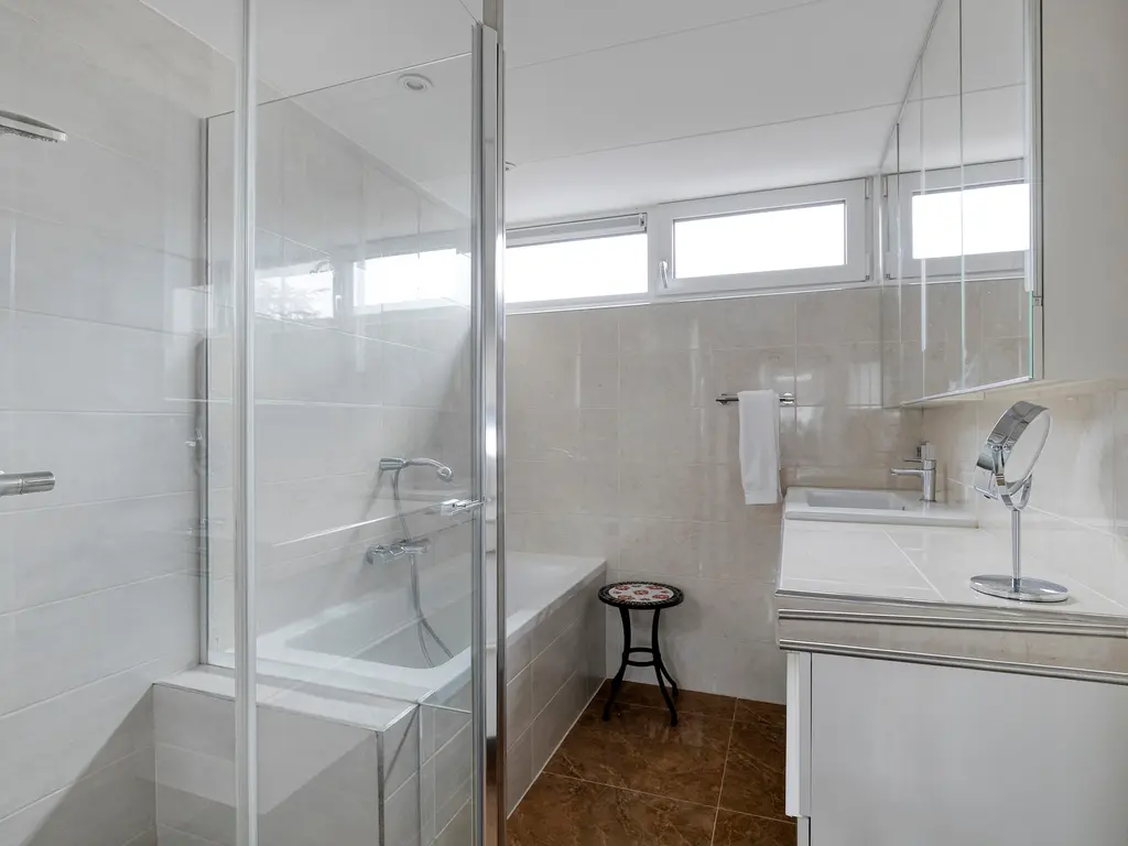 Nicolaas Maeslaan 7, Oegstgeest