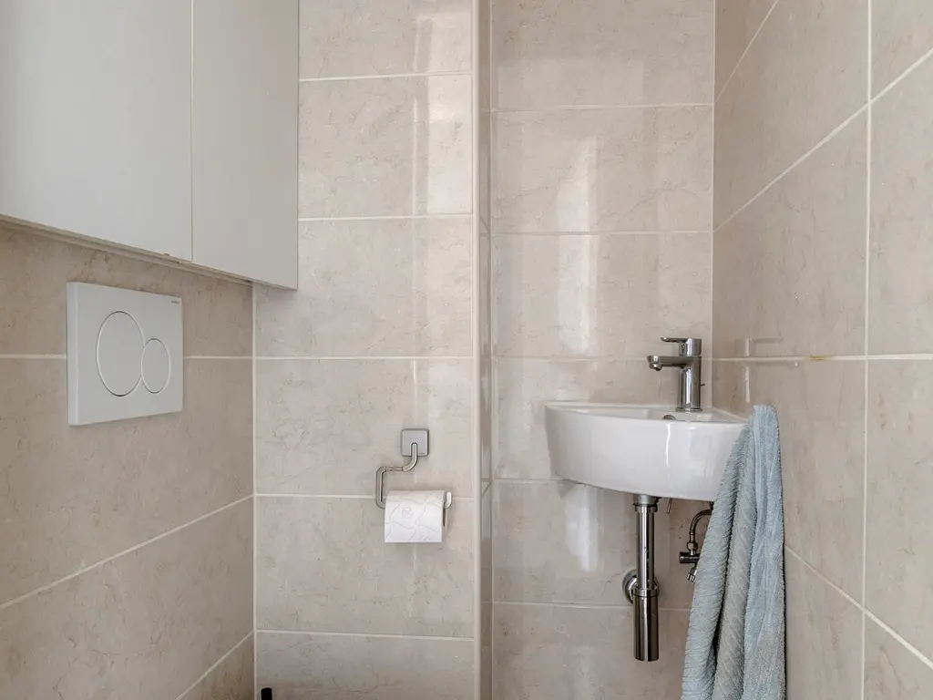 Nicolaas Maeslaan 7, Oegstgeest