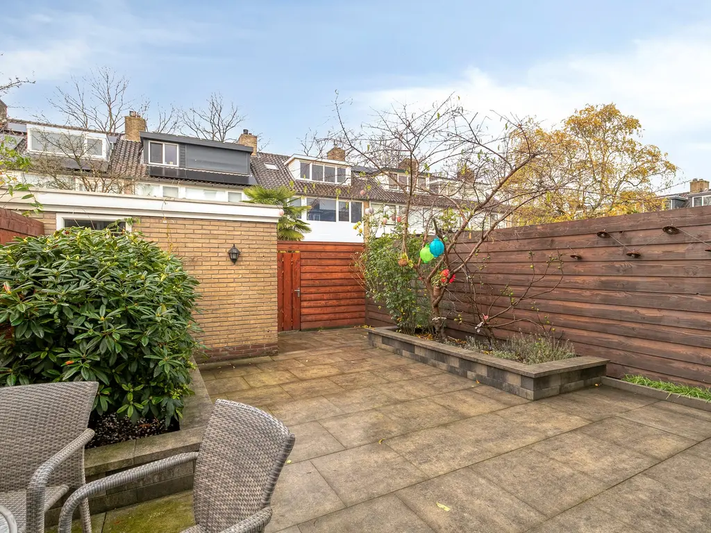 Nicolaas Maeslaan 7, Oegstgeest