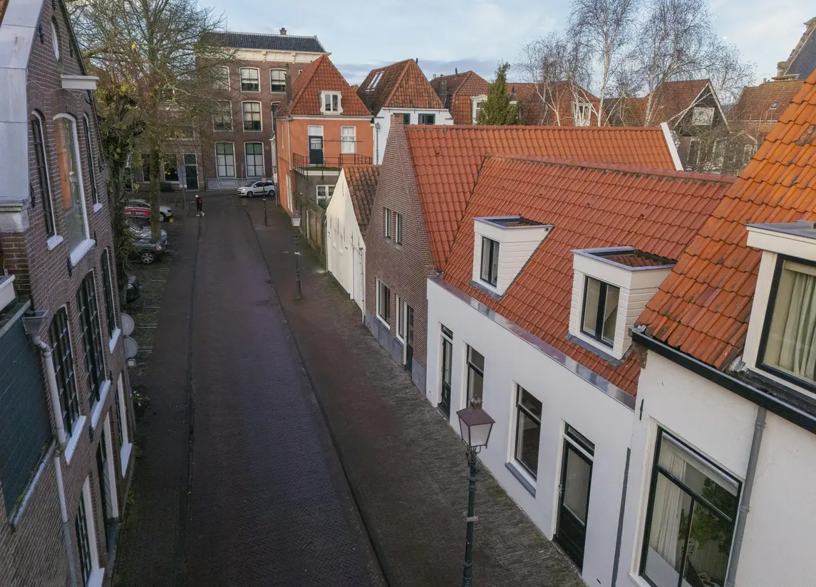 Wijdebrugsteeg 2