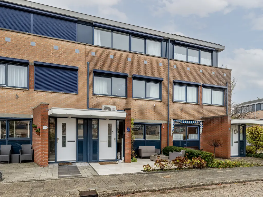 Cantatelaan 27, BARENDRECHT