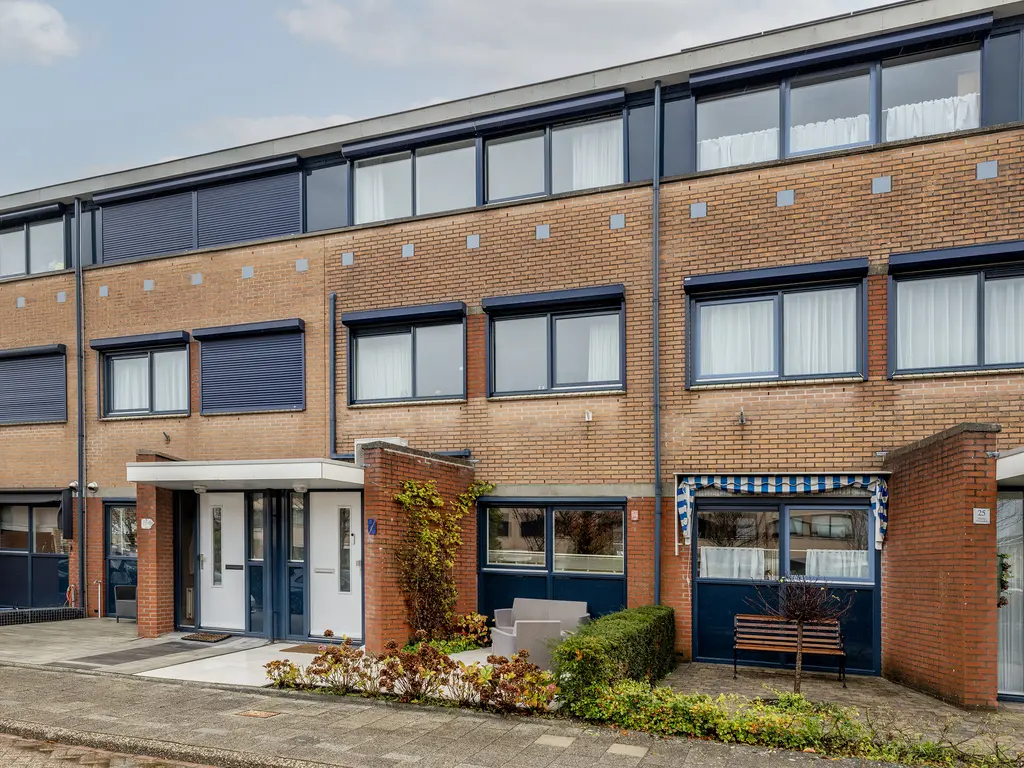 Cantatelaan 27, BARENDRECHT