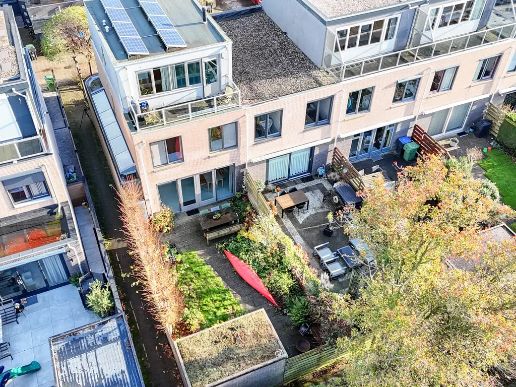 Ann Burtonstraat 12, Leiden