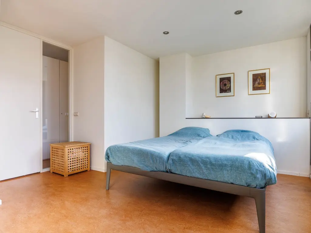 Ann Burtonstraat 12, Leiden