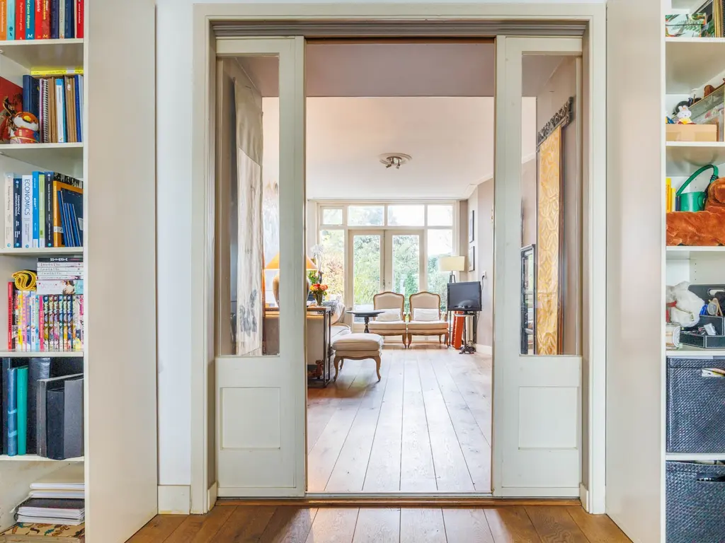 Hoge Rijndijk 97, Leiden