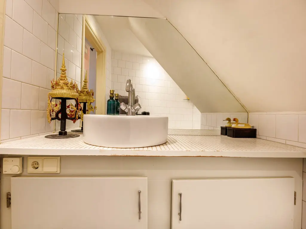 Hoge Rijndijk 97, Leiden