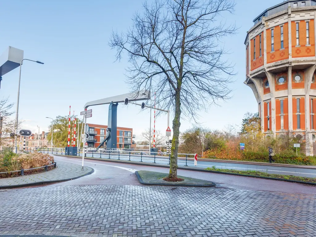 Hoge Rijndijk 97, Leiden