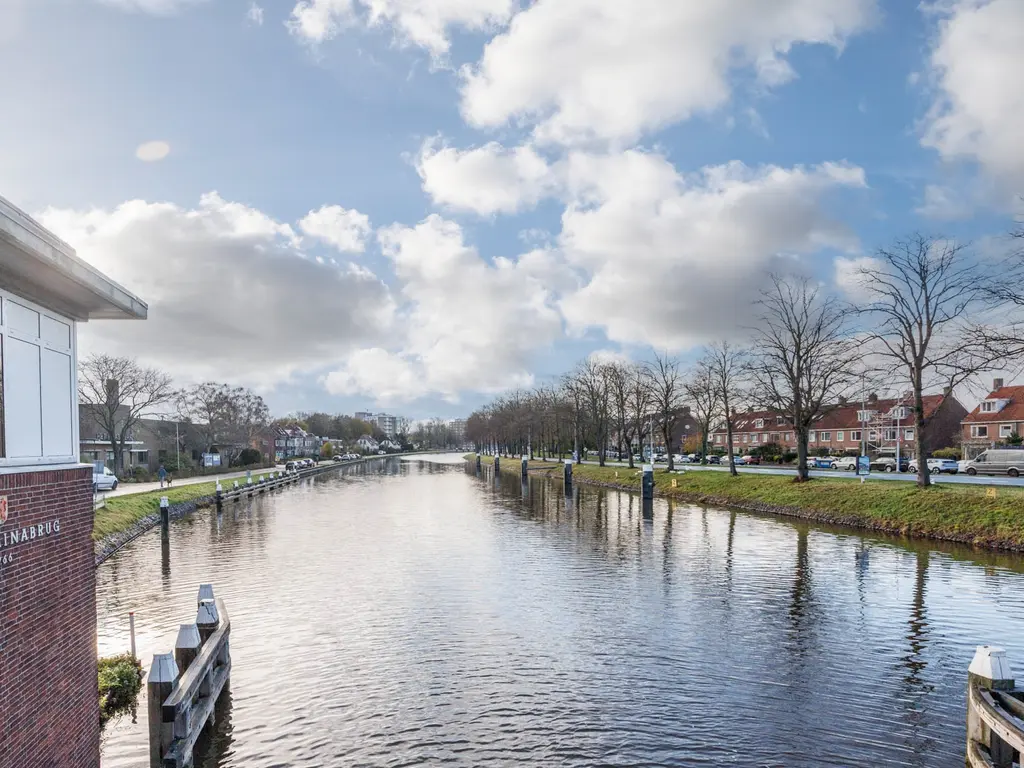 Hoge Rijndijk 97, Leiden