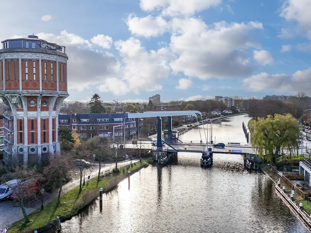 Hoge Rijndijk 97, Leiden
