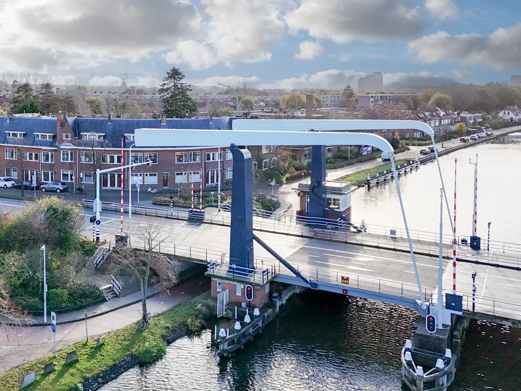 Hoge Rijndijk 97, Leiden