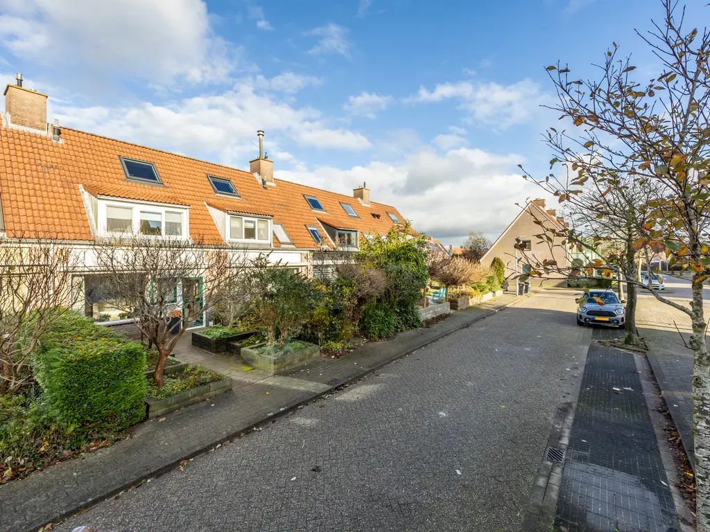 Weerterbos 92, HOOFDDORP