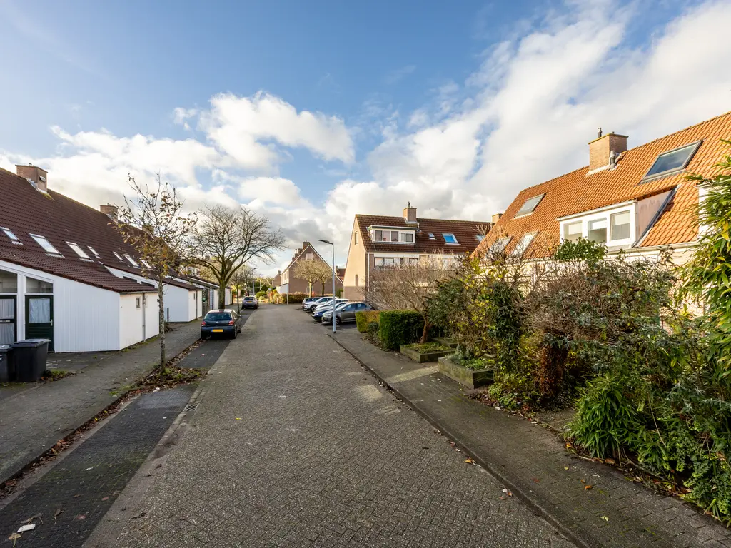 Weerterbos 92, HOOFDDORP