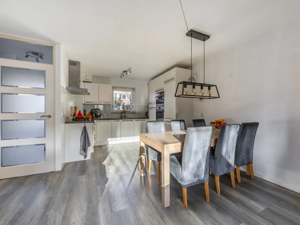 Weerterbos 92, HOOFDDORP