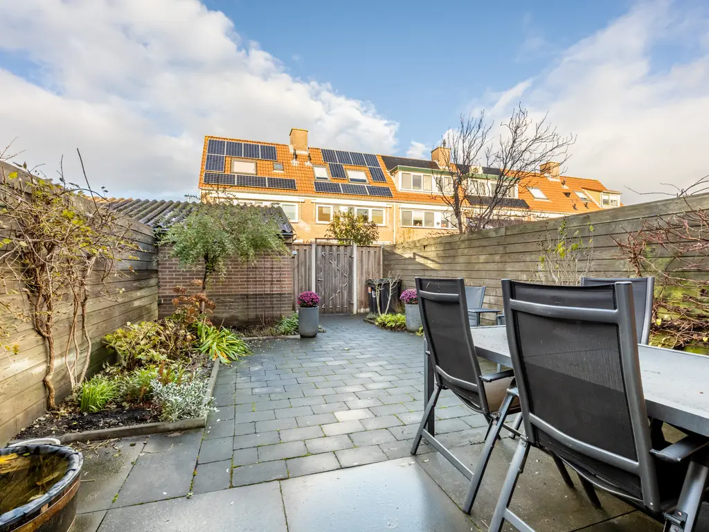 Weerterbos 92, HOOFDDORP