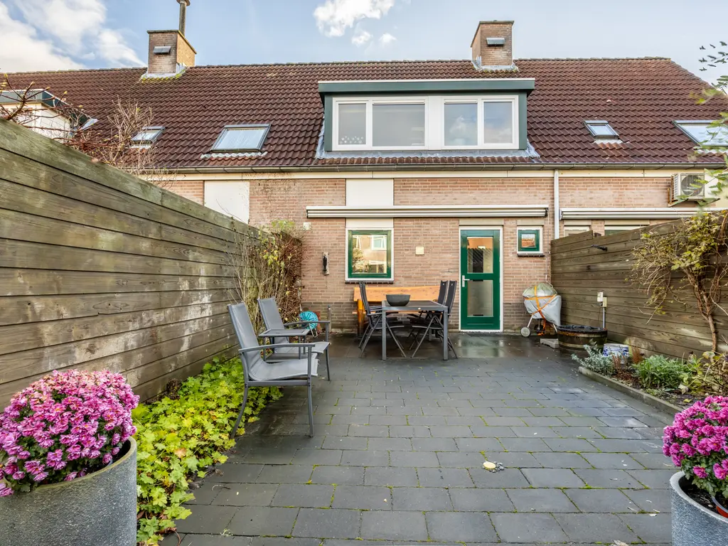 Weerterbos 92, HOOFDDORP