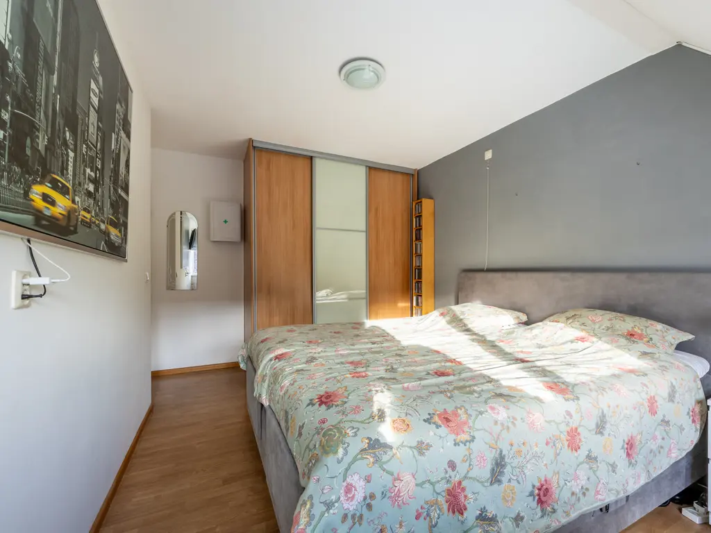 Weerterbos 92, HOOFDDORP