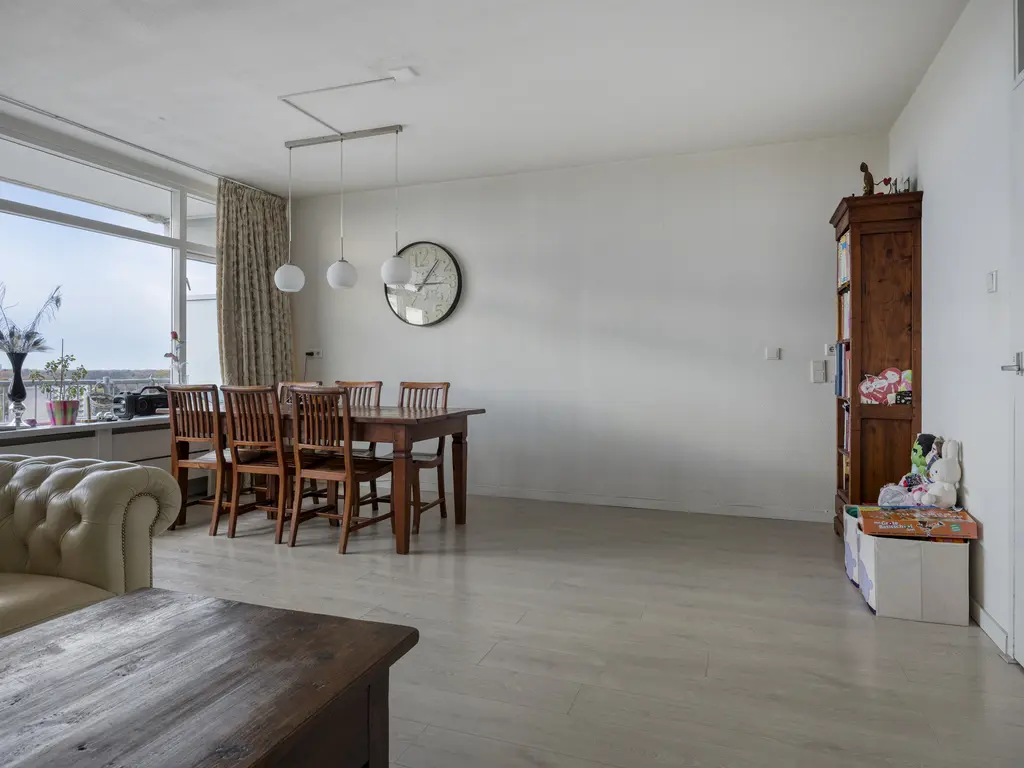 Gradaland 127, 'S-GRAVENHAGE