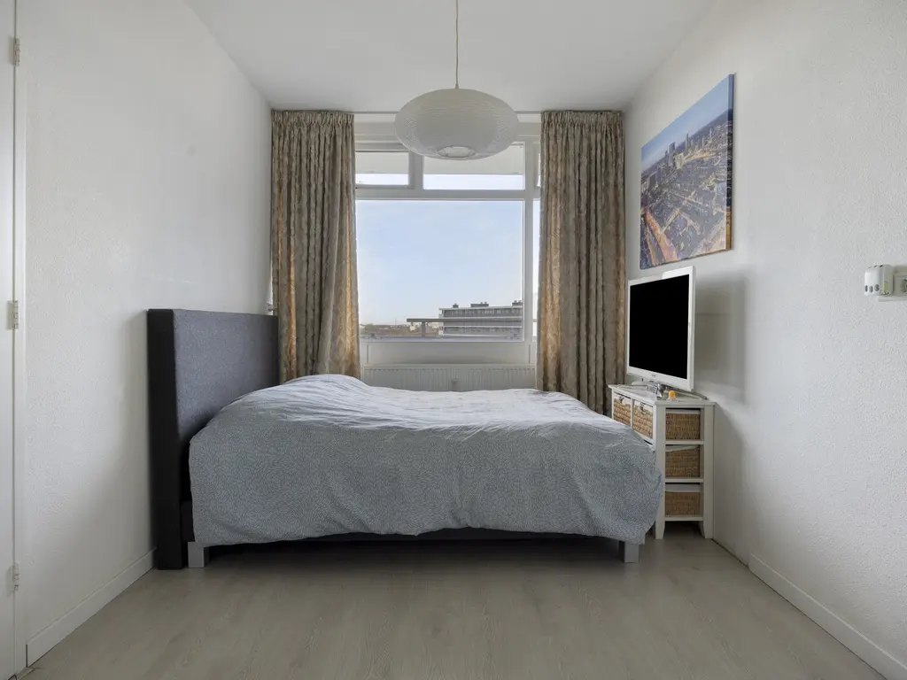 Gradaland 127, 'S-GRAVENHAGE