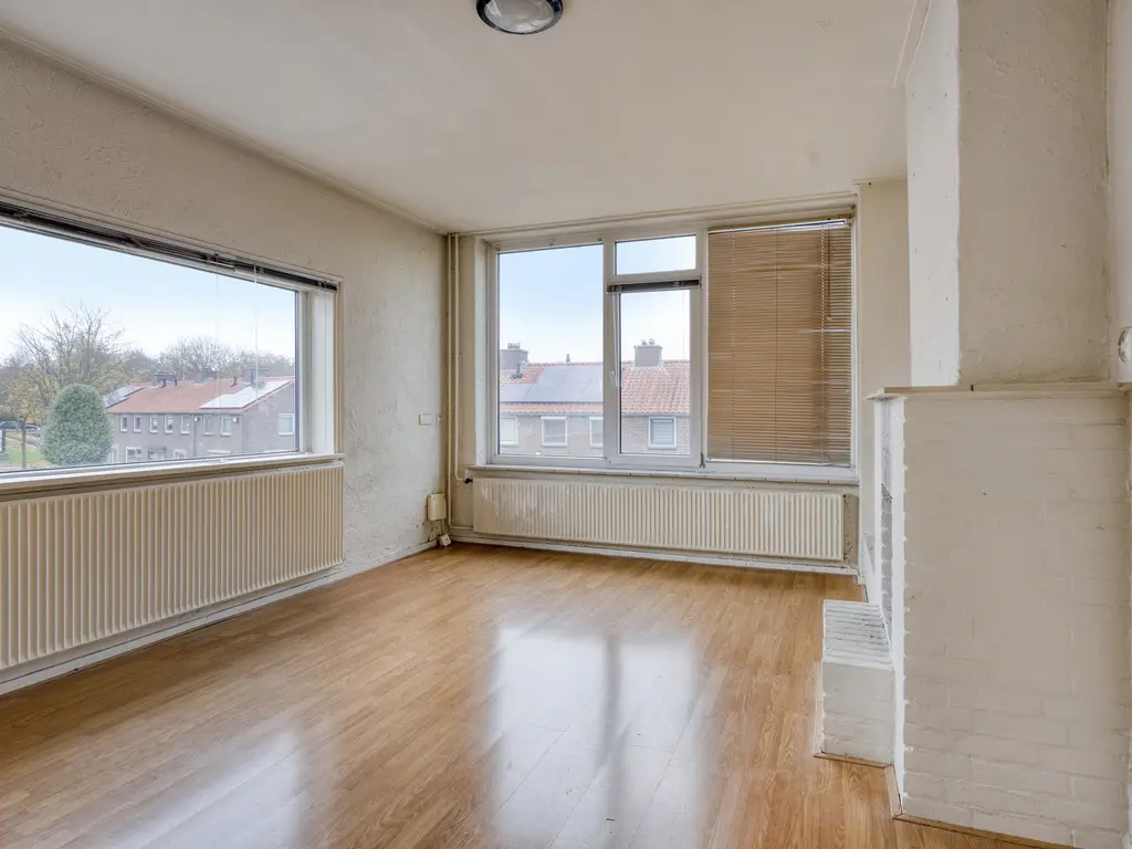 van Nispenstraat 98, GROESBEEK